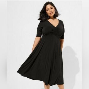 NWT Torrid Studio Knit Ruched Midi Dress Size 4X=26